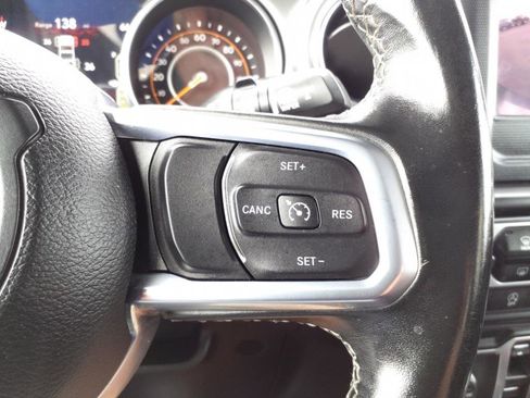 Used 2021 Jeep Wrangler Unlimited Sahara image 18