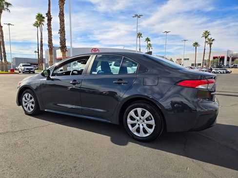 Used 2025 Toyota Corolla LE image 5