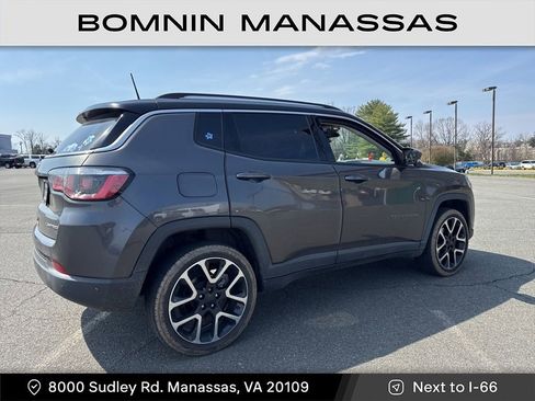 Used 2017 Jeep Compass Limited w/ Navigation Group image 2