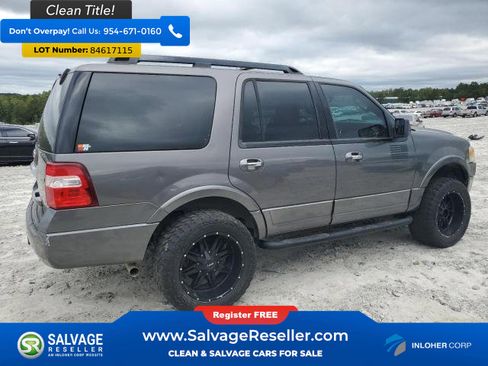 Used 2010 Ford Expedition XLT image 4