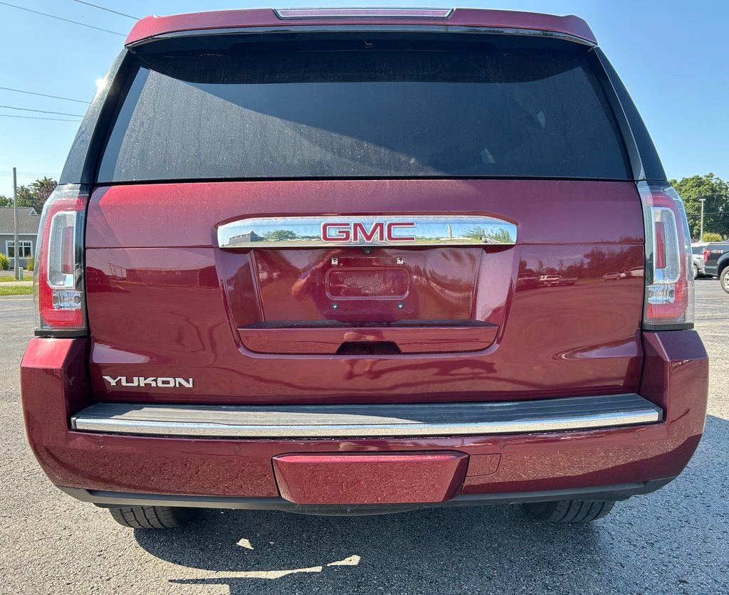 Used 2018 GMC Yukon Denali w/ Denali Ultimate Package AWD/4WD image 46