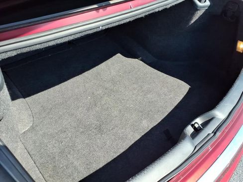 Used 2017 Chrysler 300 Limited image 21