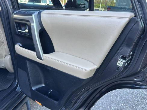 Used 2016 Toyota 4Runner SR5 image 14