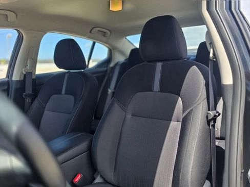 Used 2025 Nissan Sentra SV FWD image 13