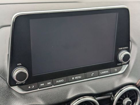 Used 2022 Nissan Sentra SR FWD image 16