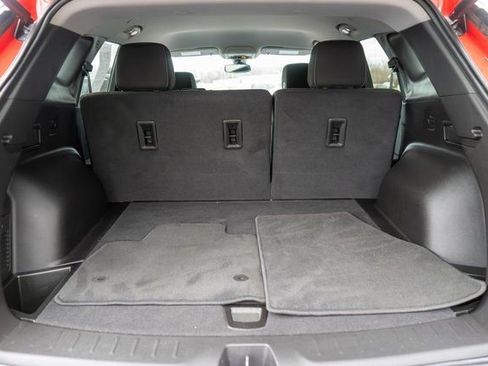 Used 2023 Chevrolet Blazer LT w/ Convenience Package AWD/4WD image 11