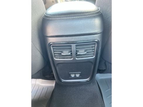 Used 2022 Dodge Charger SXT w/ Blacktop Package RWD image 8