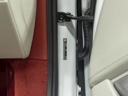 Used 2022 Porsche 911 Turbo S image 65