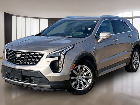 Used 2022 Cadillac XT4 Premium Luxury w/ Enhanced Visibility Package FWD image 1