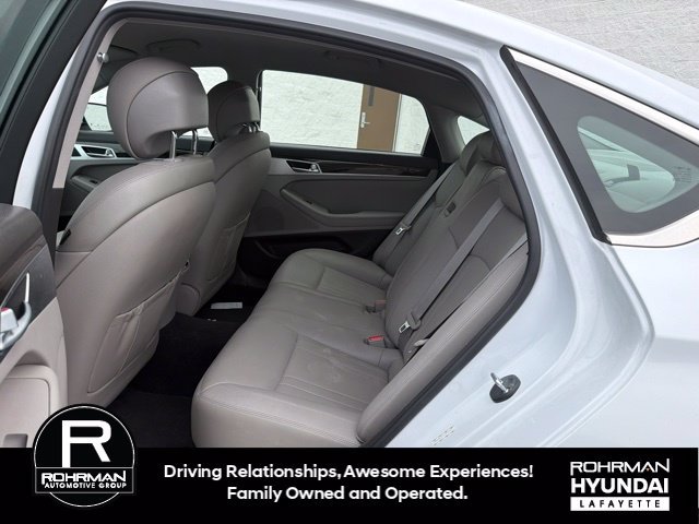 Used 2018 Genesis G80 3.8 RWD image 8