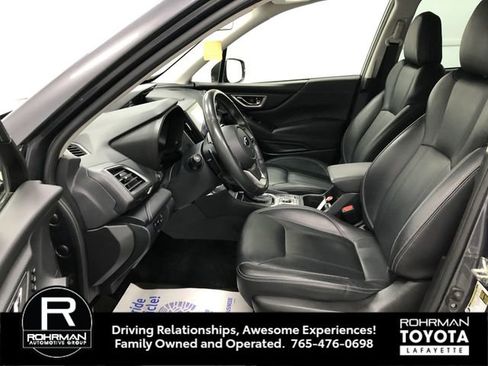 Used 2022 Subaru Forester Touring AWD/4WD image 11