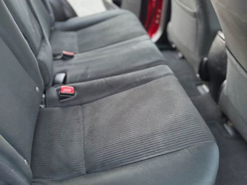 Used 2015 Toyota RAV4 LE image 16