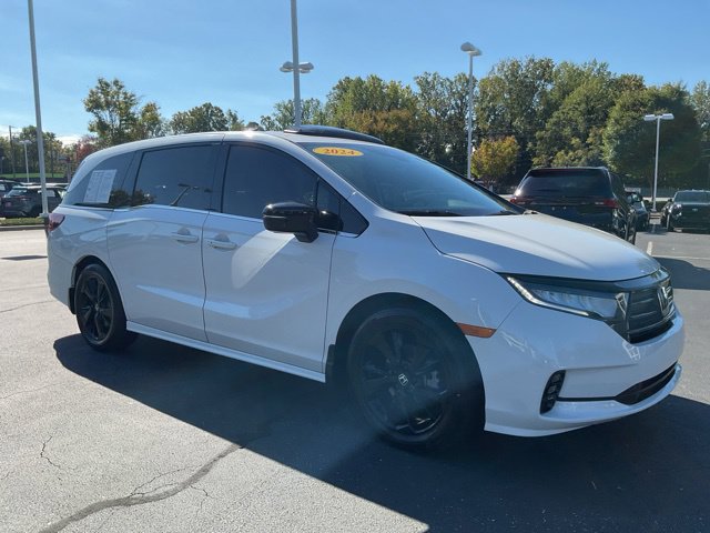 Used 2024 Honda Odyssey Sport image 5