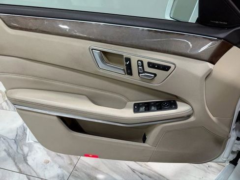 Used 2014 Mercedes-Benz E 350 w/ Premium 1 Package image 61