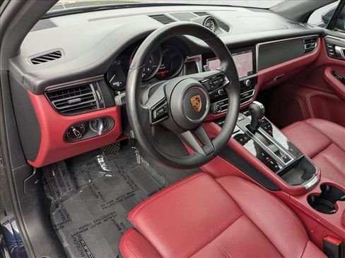 Used 2022 Porsche Macan GTS AWD/4WD image 10