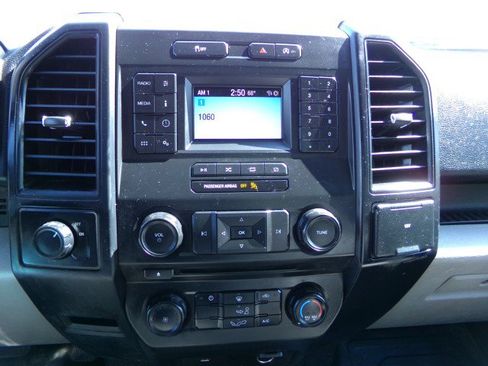 Used 2018 Ford F150 XL w/ Equipment Group 101A Mid RWD image 16