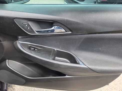Used 2016 Chevrolet Cruze LS FWD image 11