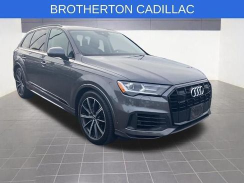Used 2020 Audi Q7 3.0T Premium Plus w/ Premium Plus Package AWD/4WD image 3