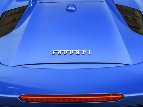 Used 2018 Ferrari 488 Spider image 23