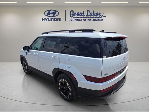 Used 2026 Hyundai Santa Fe SEL FWD image 7