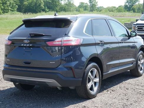 Used 2024 Ford Edge SEL w/ Convenience Package AWD/4WD image 11