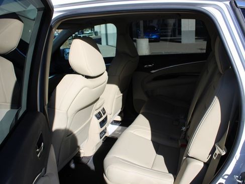 Used 2020 Acura MDX SH-AWD image 11