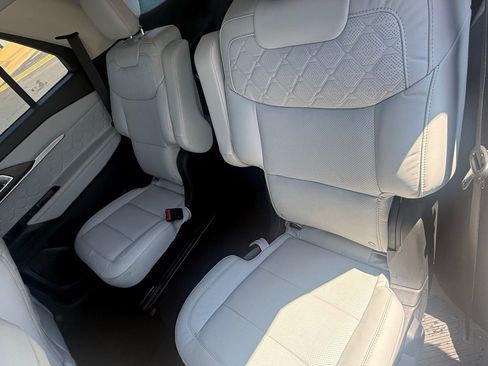 Used 2025 Ford Explorer Platinum w/ Ultimate Package RWD image 14