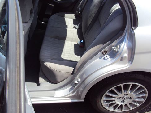 Used 2005 Honda Civic LX image 9
