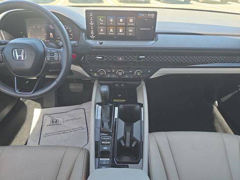 Certified 2025 Honda Accord EX-L image 11