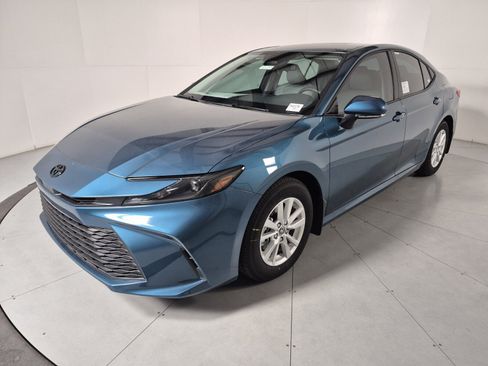 New 2026 Toyota Camry LE image 1