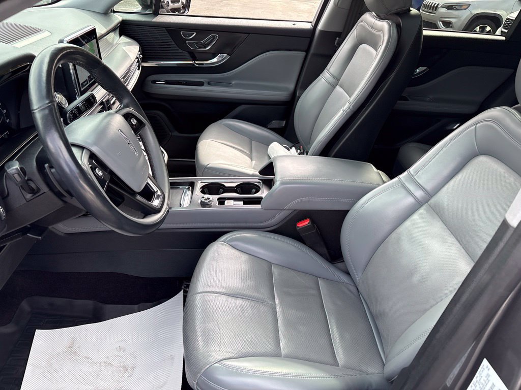 Used 2021 Lincoln Corsair AWD w/ Premium Package image 9