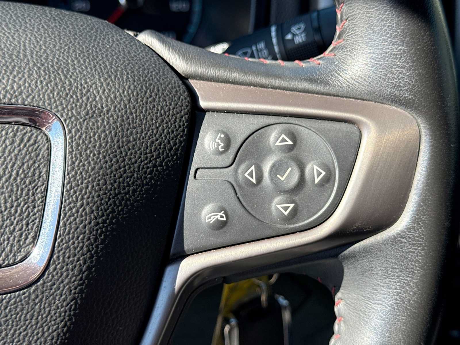 Used 2019 GMC Canyon All Terrain w/ Trailering Package AWD/4WD image 23