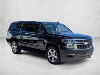 Used 2017 Chevrolet Suburban LT video 3