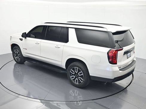 Used 2024 GMC Yukon XL AT4 AWD/4WD image 38