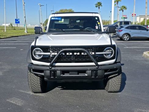 Used 2024 Ford Bronco Wildtrak image 3