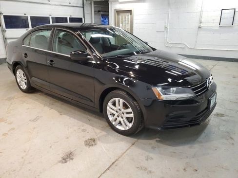 Used 2017 Volkswagen Jetta S image 8