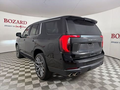 Used 2025 GMC Yukon Denali Ultimate AWD/4WD image 6