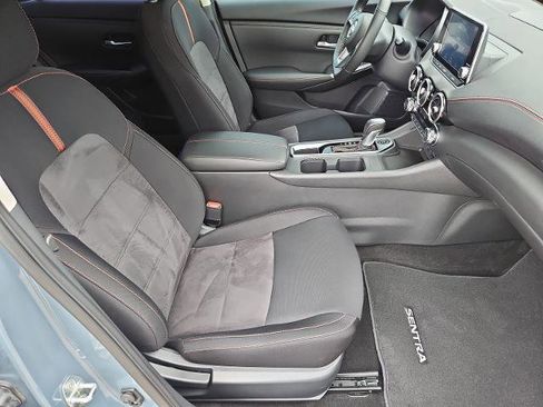 Certified 2024 Nissan Sentra SR FWD image 22