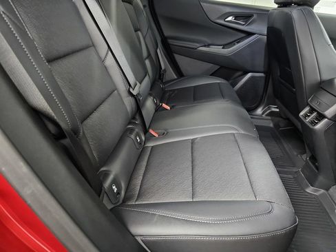 New 2026 Chevrolet Equinox LT w/ Convenience Package II FWD image 23
