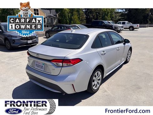 Used 2022 Toyota Corolla LE FWD image 6