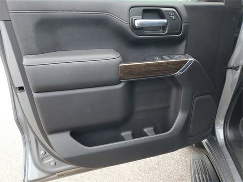 Used 2021 GMC Sierra 1500 Elevation w/ LPO, Elevation Black Package image 8