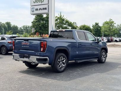 Used 2024 GMC Sierra 1500 SLE w/ Preferred Package