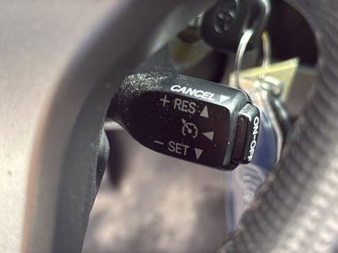 Used 2015 Toyota Tacoma 4x4 Double Cab w/ TRD Sport Package image 21