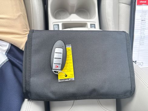 Used 2022 Nissan Rogue Sport SL w/ Premium Package image 26