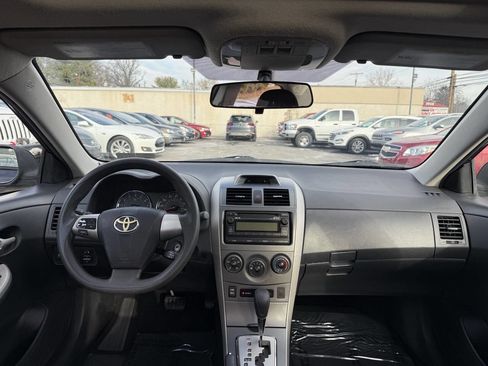 Used 2012 Toyota Corolla S image 12