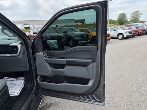 Certified 2021 Ford F150 XLT w/ Equipment Group 302A High image 16