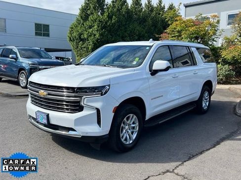 Used 2023 Chevrolet Suburban LT w/ Max Trailering Package AWD/4WD image 3