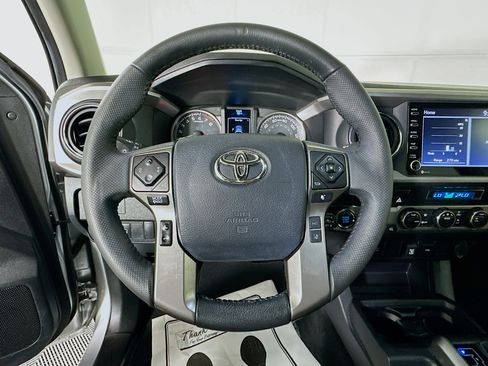 Used 2023 Toyota Tacoma SR5 w/ Technology Package AWD/4WD image 15