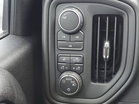 New 2026 Chevrolet Silverado 2500 Custom w/ Custom Convenience Package image 17