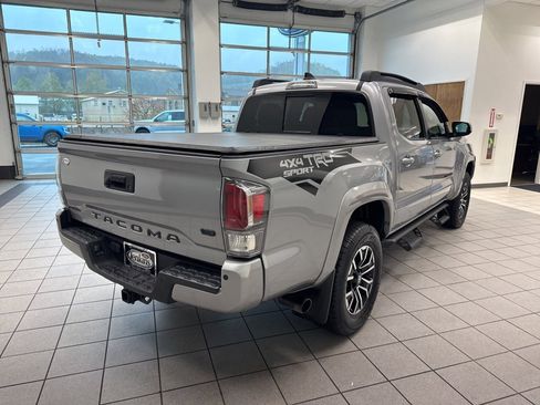 Used 2021 Toyota Tacoma TRD Sport image 18